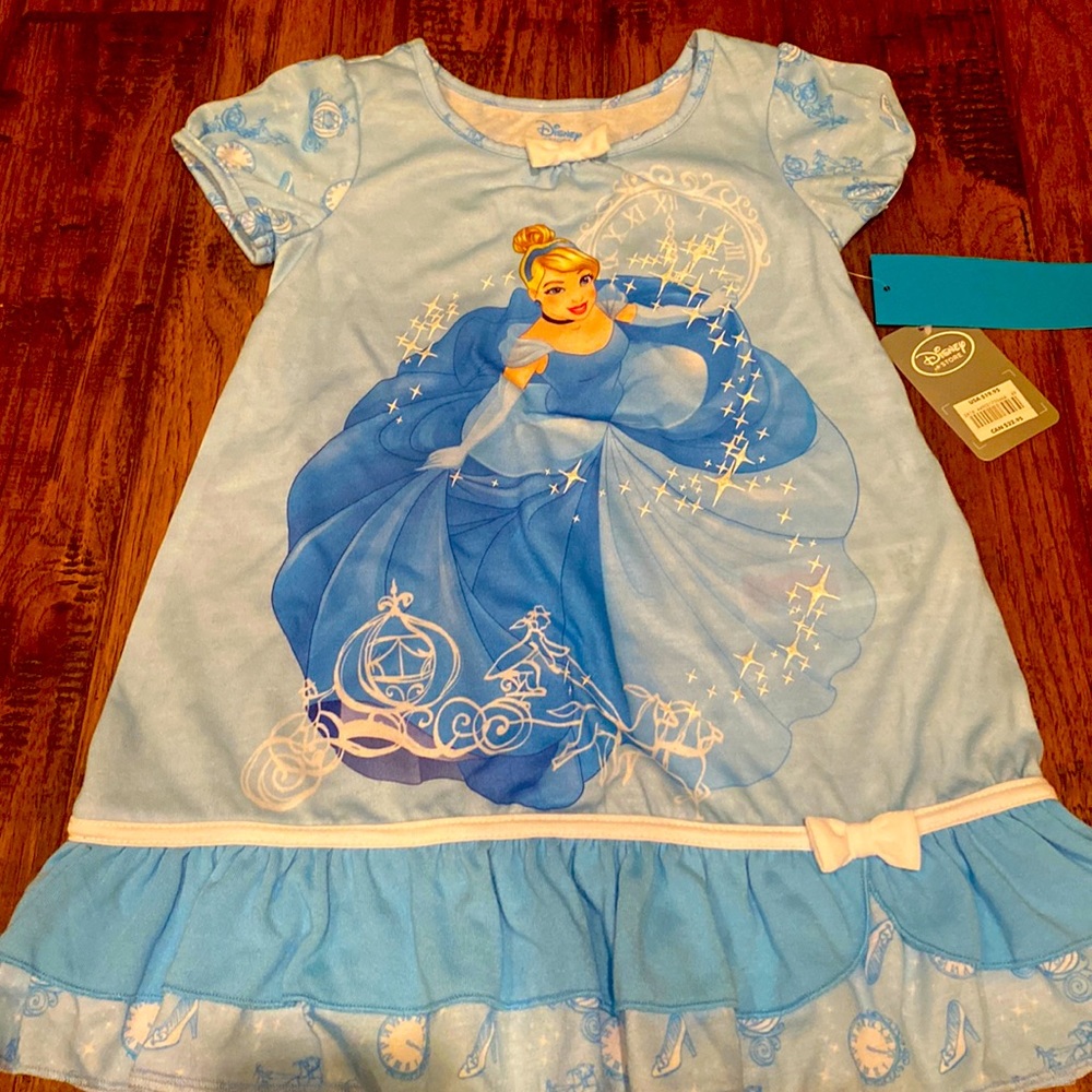 Girls size 2 Disney Cinderella gown